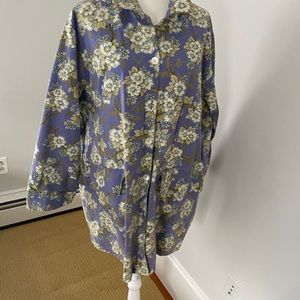 April Cornel Raincoat - Blue with white flowers